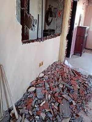 تكسير وهدم جدران فى الدمام