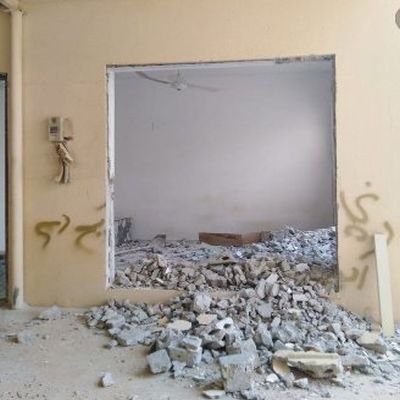 تكسير جدران الخبر
