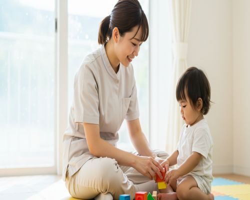 مرافقة أطفال بالشهر الدمام